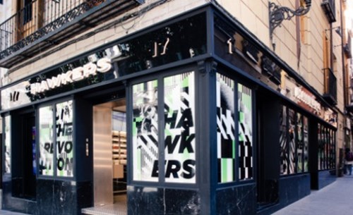 Hawkers se “hace real”